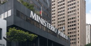 MP tramita medidas de prohibición de enajenar y gravar e imputación de organizadores del concierto de Romeo Santos