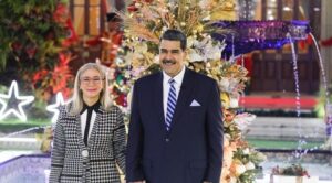 Maduro: Venezuela avanza hacia una "estabilidad virtuosa" de la economía