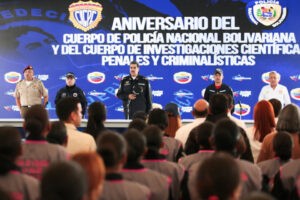 Maduro admite que aún hay pranes en las cárceles