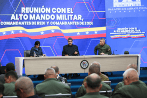 Maduro y alto mando militar discuten estrategias de defensa territorial para 2024
