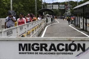 Más de 2,8 millones de venezolanos residen en Colombia, según migración