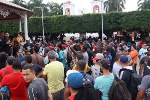 Más de 5.300 venezolanos solicitaron refugio en México de enero a noviembre de 2023 (+Datos)