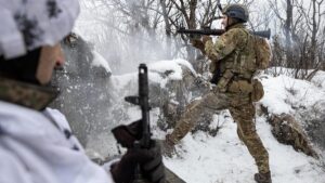 Militares rusos afirman haber tomado la ciudad ucraniana de Márinka
