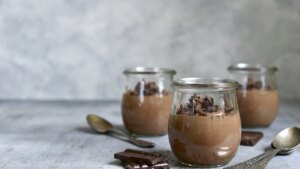 Mousse de chocolate energizante con 3 ingredientes