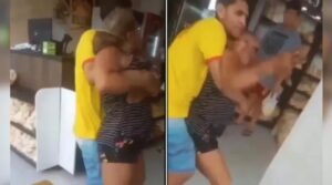 Mujer desató su furia en una panadería porque empleada le dijo "mi amor" a su esposo (VIDEO)