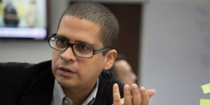 Nicmer Evans niega que posible revocatorio contra Maduro sea una nueva lista Tascón