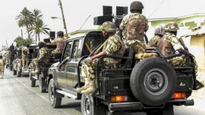 Nigeria: ataques entre bandas armadas dejaron unos 100 muertos