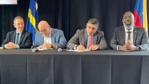 Pdvsa y refinería de Curazao reactivarán relaciones comerciales