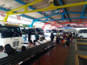 Reportan poca afluencia de pasajeros en el terminal de Mérida