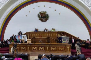 Rodríguez pide apurar análisis y aprobación del presupuesto 2024