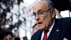 Rudy Giuliani, exabogado de Donald Trump, se declara en bancarrota - AlbertoNews