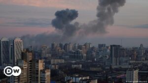Rusia dispara más de 100 misiles contra Ucrania – DW – 29/12/2023