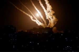 Se reanudan los bombardeos en Gaza tras violación de la tregua entre Israel y Hamás este #1Dic