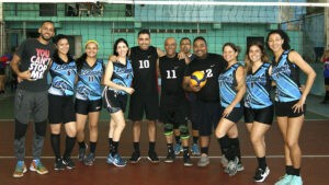 Seniat se coronó en voleibol mixto Interempresarial