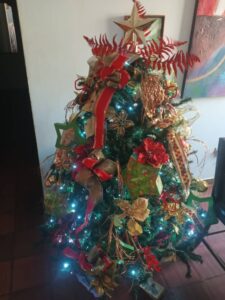 Temor al árbol de navidad, las luces, regalos y hasta al pavo -