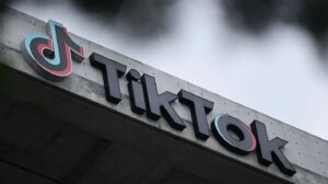 TikTok anunció una importante mejora para los usuarios que ven videos en tablets y celulares plegables