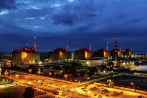 Ucrania alerta de una amenaza para la seguridad nuclear por un nuevo apagn en la planta de Zaporiyia