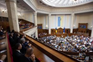 Ucrania impulsa una ley para que sus nacionales en el exterior sean convocados a luchar en la guerra - AlbertoNews