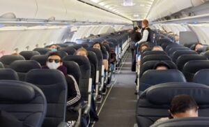 Una aerolínea de EE.UU. abordó en un vuelo equivocado a un niño que viajaba solo - AlbertoNews
