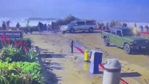 Una 'superola' arrastra a varias personas y deja al menos ocho heridos en California