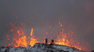 VOLCÁN ISLANDIA | Crece el riesgo de una segunda erupción del volcán de Grindavik en Islandia