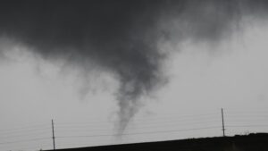 Varios tornados sacuden Tennessee, Estados Unidos, y dejan al menos seis muertos