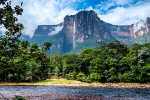 Venezuela entre los 21 países más peligrosos para viajar, según National Geographic