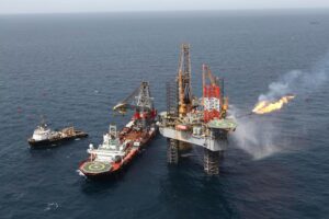 Venezuela pacta con Trinidad y Tobago para empezar a exportar gas, con ayuda de la Shell