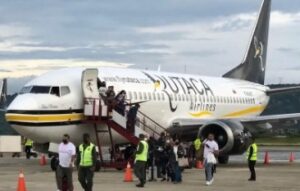 Venezuela y Uruguay establecen acuerdo para activar una conexión aérea entre sus respectivas capitales