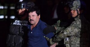 Vestido de policía o en un carro de lavandería: ¿Cómo se fugó ‘El Chapo’ de Puente Grande?
