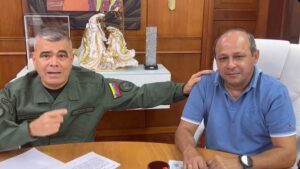 Vladimir Padrino López y Alexis Rodríguez Cabello conversaron sobre el despliegue en Tumeremo