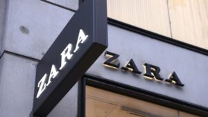 Zara retira la publicidad que algunos británicos vieron como alusiva a la guerra en Gaza