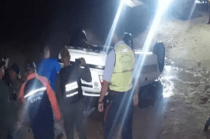 vehículo con cuatro personas cae al Río Zulia