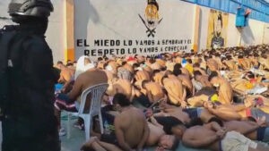 Colombia admitirá a sus nacionales presos que sean expulsados de Ecuador