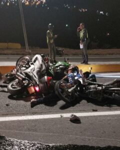 4 heridos dejó colisión entre motorizados en El Limón