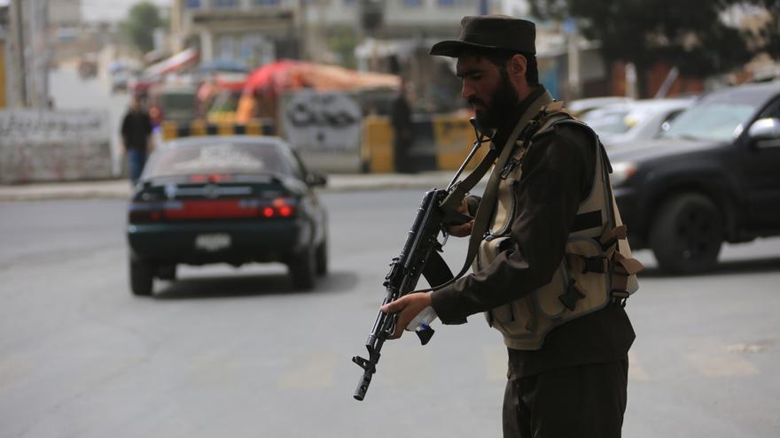 Al menos tres muertos y cuatro heridos en un atentado de Estado Islámico en el oeste de Kabul