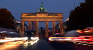 Alemania decide cambiar su 'regla sagrada' frente a la deuda para suavizar el golpe de la recesión
