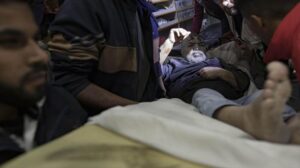 Aumentan a 24 400 los palestinos muertos por la ofensiva del Ejército de Israel
