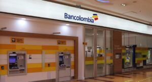 Bancolombia y cuentas de ahorros que cobran $ 14.000 por el plan oro