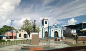 Barrancas del Orinoco: una plaza electoral tomada por civiles armados