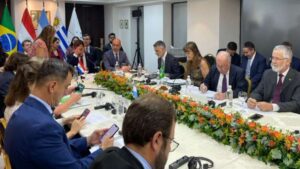 Cancilleres de Mercosur se reúnen en Asunción para abordar desafíos