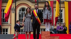 Carlos Galán toma posesión como el nuevo alcalde de Bogotá