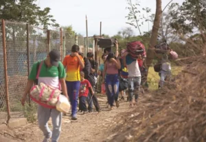 Centroamérica y México acuerdan buscar soluciones este año a la migración forzada