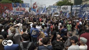 Corte argentina suspende reforma laboral decretada por Milei – DW – 03/01/2024