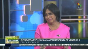 Delcy Rodríguez asegura que ingreso para jubilados será de 70 dólares y los pensionados de $25