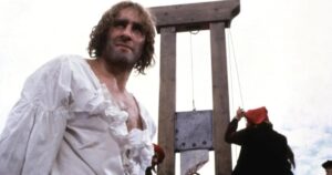 Depardieu a la guillotina: los franceses ceden ante el “Terror” feminista y sacrifican a su actor más consagrado