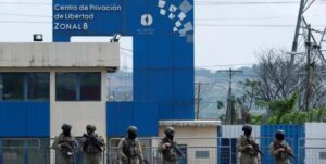 Detienen a guardia por fuga de reos de la Penitenciaria de Guayaquil
