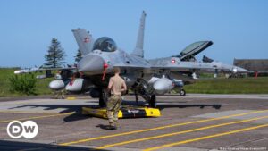 Dinamarca posterga seis meses entrega de F-16 a Ucrania – DW – 06/01/2024