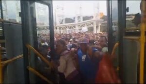 EN VIDEOS: falla en el Ferrocarril de los Valles del Tuy generó caos entre los usuarios