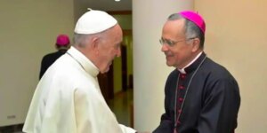 El Papa refuerza la autoridad de Silvio José Báez, el obispo nicaragüense exiliado en Miami